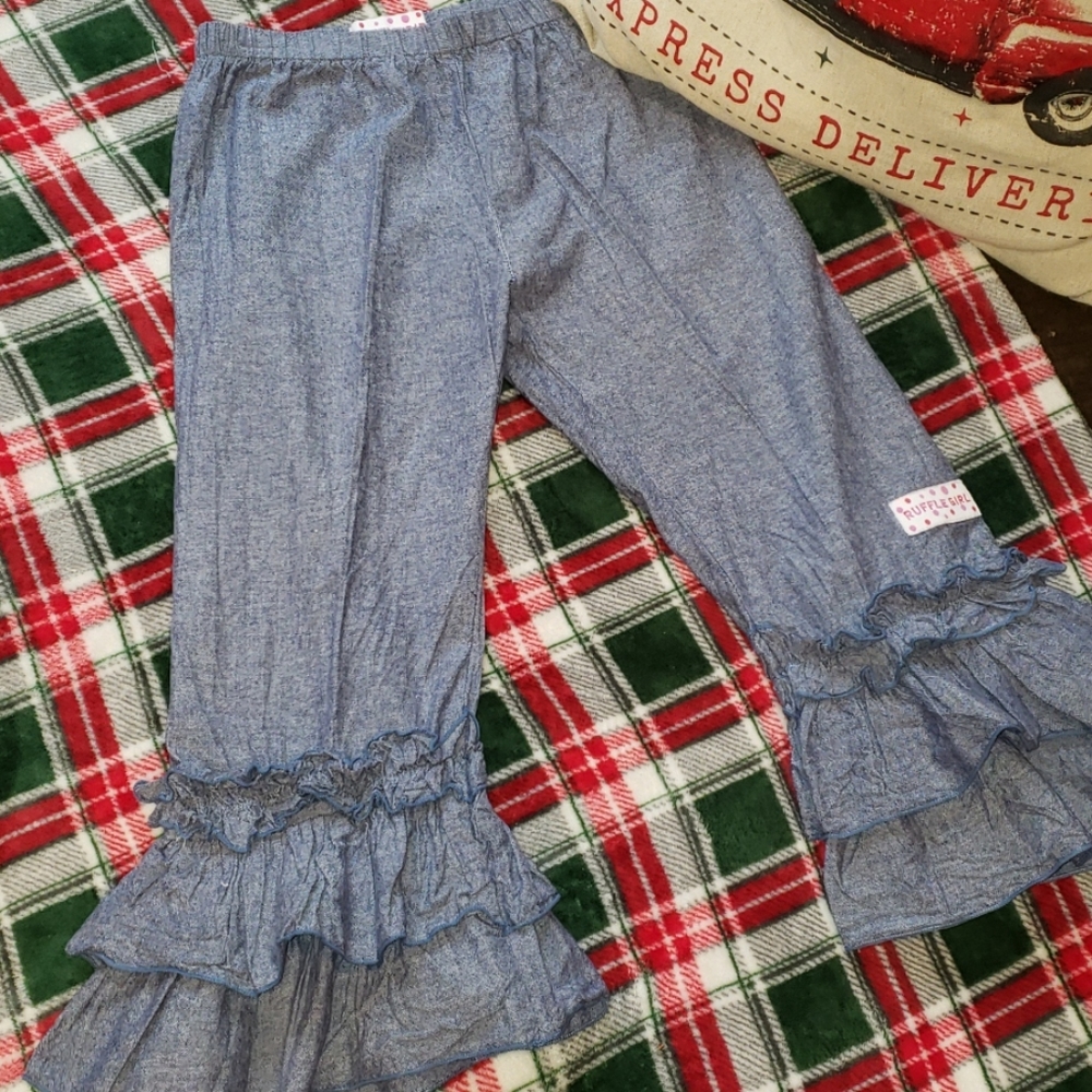 Ruffle Girl boutique capris